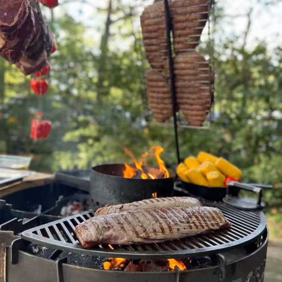 Iron kitchen BBQ Iron kitchen BBQ