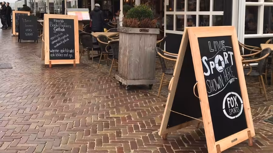 Houten blackboard reclameborden Houten blackboard reclameborden