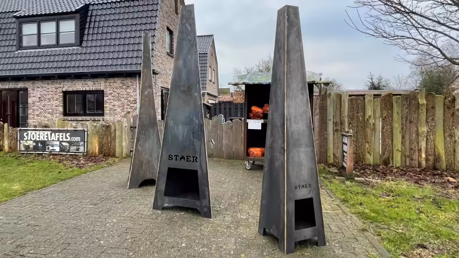 Stoeretafels stalen tuinhaarden Stoeretafels stalen tuinhaarden