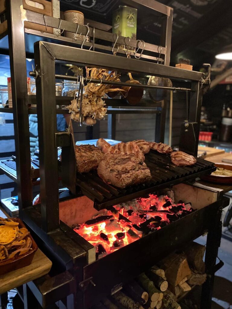 Iron kitchen BBQ Verstelbare grill